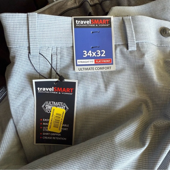 Roundtree & Yorke
Travel Smart Flat Front Straight Fit Blue Dress Pants - Picture 4 of 11